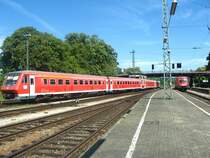 Im letzen Moment! Einfahrt 611 513-3 im Bahnhof Lindau 15.8.07