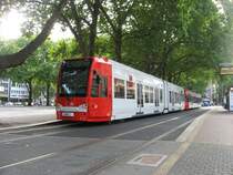 TW 4001 steht am 14.08.2007 als Linie 9 Richtung  K�nigsforst  in der Haltestelle  Neumarkt  (Nordseite) 