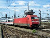 Br.101 123-8 f�hrt am 15.August 2007 mit einem IC nach M�nchen Hbf ein. Aufgenommen im Gleisvorfeld des Bahnhofes M�nchen Hbf.