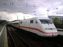 DB ICE 2 mit TK 402 029-3 im Schub,von K�ln/Bonn nach
Berlin Ostbahnhof in Bochum Hbf.(16.08.2007)