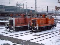 364 796-3 und 365 150-2 im Bahnhof Saarbr�cken Hbf