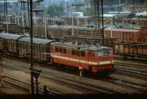 242 264-0 bei der Ausfahrt in Riesa nach Dresden