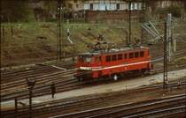 242 225-1 beim Rangieren in Riesa (1986)
