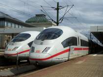 Ein ICE-Treff im Bahnhof Mannheim Hbf. Links, ICE nach Dortmund Hbf und rechts, ICE nach M�nchen Hbf. Aufgenommen am 17.August 2007