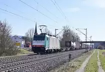 Besten Gruß an den Tf der ATLU E186 209, der mit seinem Zug hier gerade durch Thüngersheim fahrend gen Retzbach zusehen ist.1.3.2022