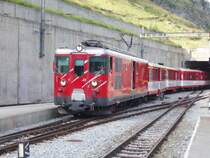 Deh 4/4 mit einem Regiozug in Zermatt. 06.08.07