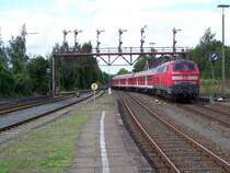 18.08.07, 218 448-9 verl�sst grade mit RE den Bahnhof Bad Harzburg in richtung Goslar.