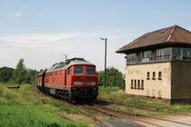 232 379 mit CS 61904 in Meuselwitz (18.07.2007)