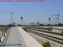 Haltestelle Poligon de Marratxi. Nur wenige Schritte entfernt befindet sich im Gewerbegebiet auch die Brennerei die den bekannten Kr�uter  Tunnel  herstellt. Foto: 25.06.2007