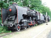 Am Bahnhof Fert�boz abgestellt die 424 140, am 10.08.2007