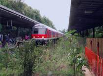 Zustand des Bahnhofs L�beck-Travem�nde Strandbf. Aug. 2007
Alles vorhanden, bis auf ein paar Palmen.......