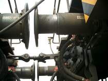 Detailaufnahme der in Doppeltraktion bereitstehenden EBW Cargo Loks V 150.02 und V 150.xx (siehe auch ID 129573).