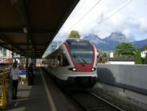 523 010 bei der Einfahrt in Brunnen! (17.08.2007)