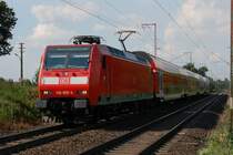 DB 146 005-4 mit Ziel M�nchengladbach am 24.08.2007 in Recklinghausen am Bahn�bergang B�rster Weg.