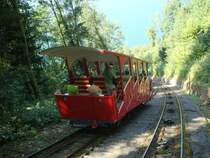 Wagen 2 der B�rgenstockbahn an der Kreuzungsstelle am 5.08.2007