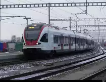 SBB - RABe 523 050 bei der einfahrt im Bhf. Oensingen am 18.12.2022