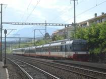 RBDe 317 der trn bei der Einfahrt in Auvernier am 26.08.2007