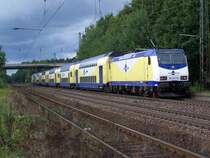 01.09.07, ME 146-10 f�hrt grade durch Radbruch und ist auf dem Weg nach Hamburg.