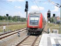 RE 38124  RE4  nach Wismar �ber Falkensee, Gl�wen, Wittenberge und Ludwigslust. Aufgenommen am 09.08.2007 Berlin S�dkreuz