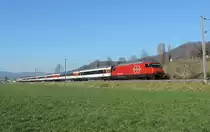 Sissach - 15. Februar 2023 : Re 460 005  Val d'Anniviers  am IC 769 von Basel nach Zürich. 

Link zum Video : https://www.youtube.com/watch?v=K7gPHskw6Bs