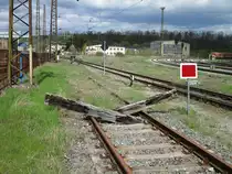 Zwei Schwellen und eine Sh2 Scheibe und schon hatte man in Blankenburg/Harz einen Prellbock.Gesehen am 24.April 2023.             