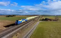 159 229 mit einem Schnittholzzug am 21.02.2023 bei Stephansposching.