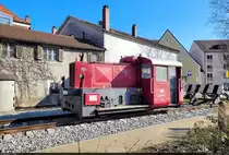 Direkt neben dem Hp Eichstätt Stadt steht 323 197-3 (Gmeinder N 130) als Ausstellungsstück unter freiem Himmel. Sie ist früher noch bis Beilngries gefahren. Die Gleise dorthin sind heute abgetragen.

🧰 Historischer Verein Eichstätt e.V.
🕓 16.2.2023 | 13:09 Uhr