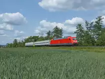 Da immer mehr IC-Züge auf neue Zuggarnituren umgestellt werden, werden Loks der Baureihe 101 für andere Aufgaben frei. Am 29.05.2023 zog 101 126 zwei Kuppelwagen von Railadventure durch Unterhaun in Richtung Süden.