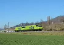 Sissach - 15. Februar 2023 : Re 465 003  Jungfraujoch  + 011  Wisenberg  als Lz

Link zum Video : https://www.youtube.com/watch?v=K7gPHskw6Bs