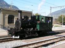 Dampflok Breithorn hat am Abend des 05.08.07 die Sonderfahrt nach Zermatt gut �berstanden, sie rangiert hier im Bahnhof von Brig.