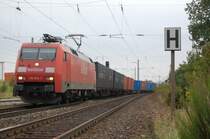 152 014-7 zog am 06.09.07 einen Containerzug mit Fahrtrichtung N�rnberg durch den Bahnhof Siegelsdorf.