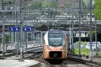 ST. GALLEN (Kanton St. Gallen), 09.05.2023, 526 204 der SOB als Voralpenexpress (IR) nach Luzern bei der Ausfahrt aus dem Bahnhof St. Gallen