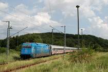 101 016 (Unicef) mit IC 2377 in Lietzow (R�gen) [28.07.2007]
