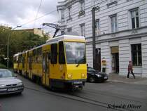KT4DT 7005 der Berliner Verkehrsbetriebe (BVG) auf der Linie M4 nach Falkenberg