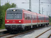 Br.614 013-1 bei der Einfahrt in den Bahnhof Siegelsdorf. Der Zug fuhr weiter nach N�rnberg Hbf. Aufgenommen am 6.September 2007