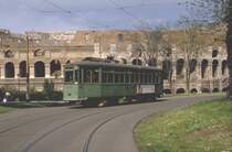 R�mer Tram,diesmal in gr�n,im April 1987 n�he Kolosseum(Archiv P.Walter)