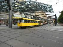 Tatra TW 224 232+ TB 244 032 sind auf der Linie 9 nach Kaditz unterwegs.06.09.07.