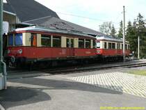 479 201 und 203 warten auf Fahrg�ste. Foto: 23.07.2006