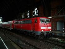 111 091 steht in Bremen Hbf (21.8.2007)
