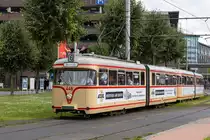 Triebwagen 446 mit Beiwagen 1458 der Freunde der Bremer Straßenbahn e.V.am Flughafen - 6.8.23
25 Jahre Linienverlängerungen der Äste zum Flughafen und zur Universität