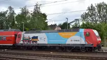 DB Regio AG - Region Südost mit ihrer  146 025-2  (NVR:  91 80 6146 025-2 D-DB ) und dem RE 50 Richtung Leipzig Hbf. bei der Ausfahrt im Bahnhof Borsdorf (Sachsen) am 05.08.23