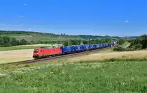 185 342 mit einem Güterzug am 25.06.2023 bei Winterhausen.