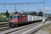 Re 420 238-8 durchfährt am 30.05.2023 den Bahnhof Rupperswil.