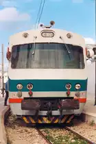 YZ-E-005B (Hersteller: Ganz-Mavag, Type: ???, Fab.Nr.: ???, Baujahr 1984) am 02.Jänner 2002 im Gare de Sousse Bab Djedid. (Fotoscan)
