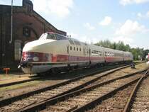 Der VT 18.16.03 stand ausgestellt in Chemnitz-Hilberdorf.Sch�n das der Zug gerettet wurde.25.08.07. 