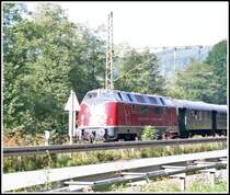 W�hrend ich Arbeitete hat mein Vater die V200 033 mit dem DGS 59968 von Hamm (Westf) nach N�rnberg bei Plettenberg erwischt. (14.09.07)