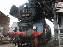 03 1010 steht in Chemnitz-Hilbersdorf unter der Bekohlungsanlage.25.08.07.