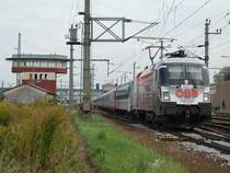 1116 246 am 15.09.2007 mit dem 
EC 564  Tiroler Festspiele Erl 
kurz nach der Abfahrt in Wels.