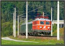 Nostalgiesonderzug von Selzthal nach Spielfeld-Stra� mit E-Lok 1041 202 fotografiert in Kammern.
15.09.2007