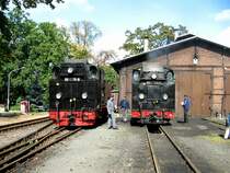 In Radeburg stehen Neubau- und Einheitslok eintr�chtig nebeneinander, 15.09.07